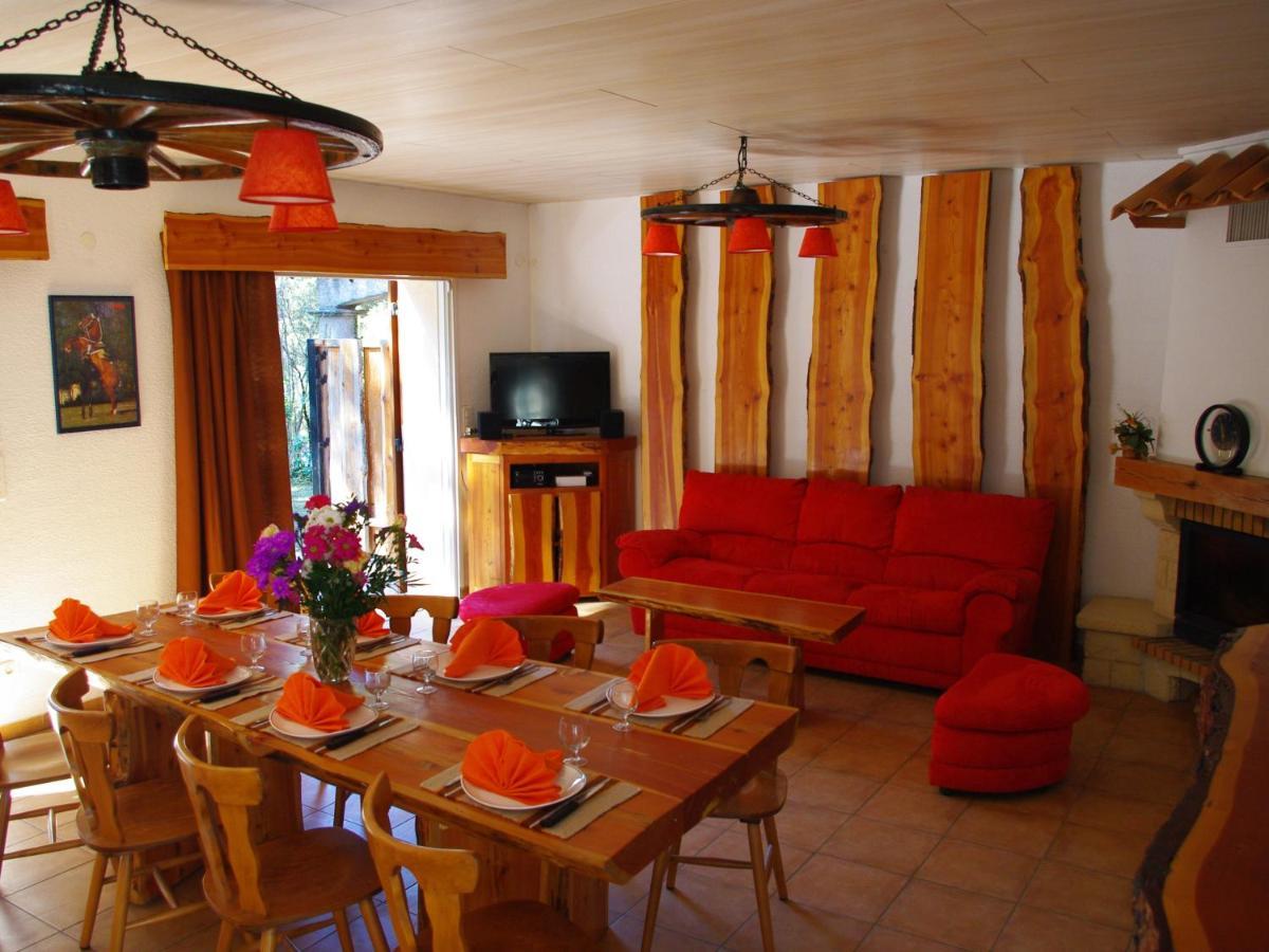 Location Villa et Studios Roquebrune-sur Argens Extérieur photo