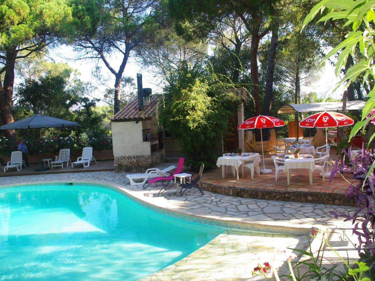 Location Villa et Studios Roquebrune-sur Argens Extérieur photo