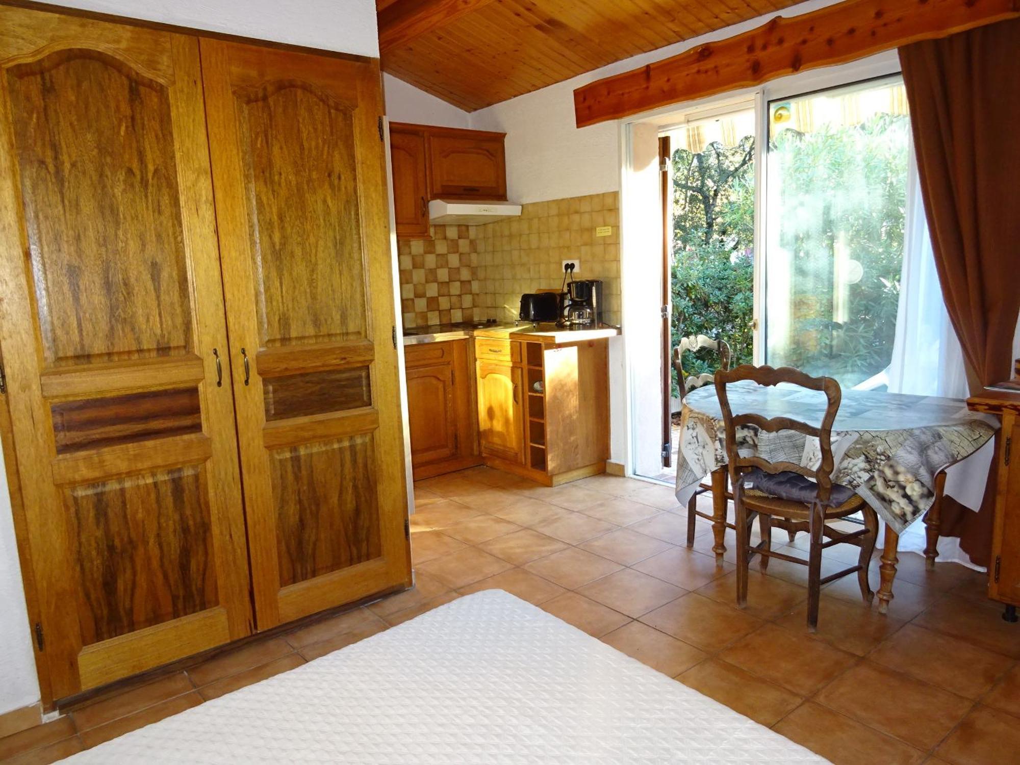Location Villa et Studios Roquebrune-sur Argens Extérieur photo